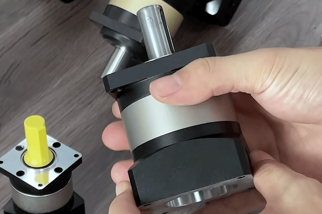 现场组装一台60斜齿精密行星减速机,给大家看看!