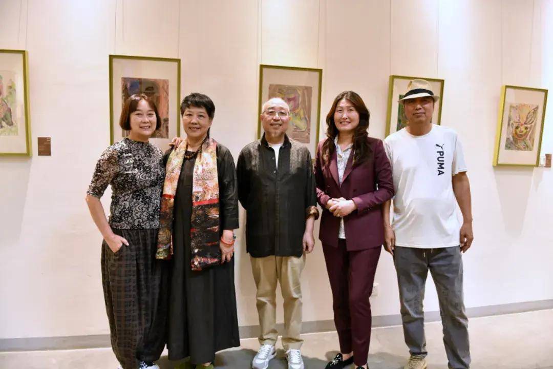 "拾月"——梁建平,项春霞水墨小品展在京举行