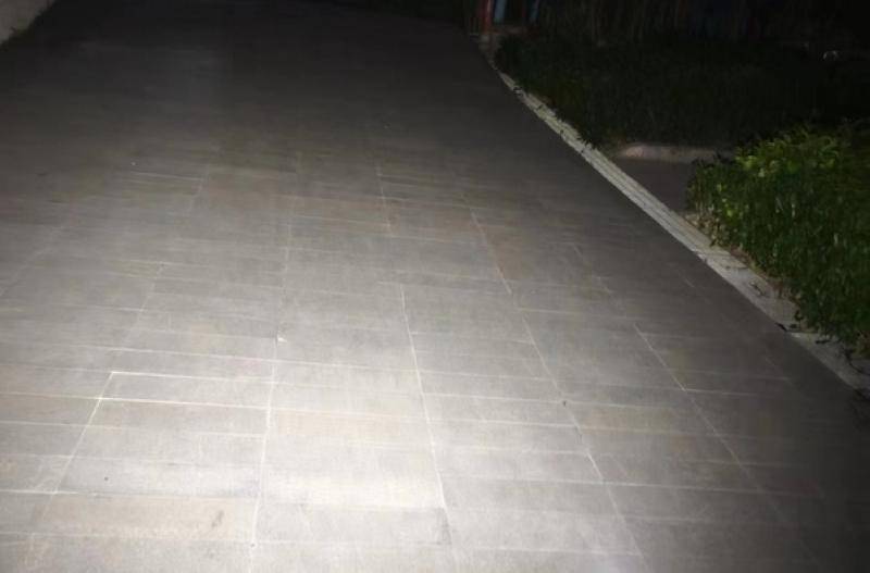 高性能与便捷性的完美结合 米家多功能便携手电筒