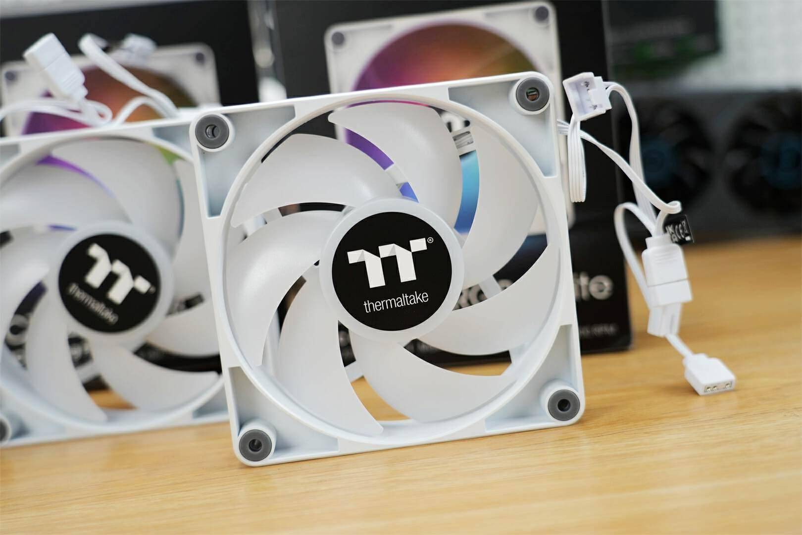 技嘉硬件赋能开学季，为学子们的未来插上科技的翅膀！