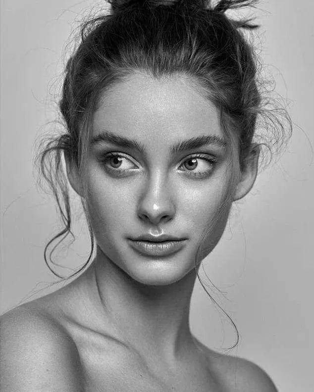 风情万种,国际著名人像作品集锦