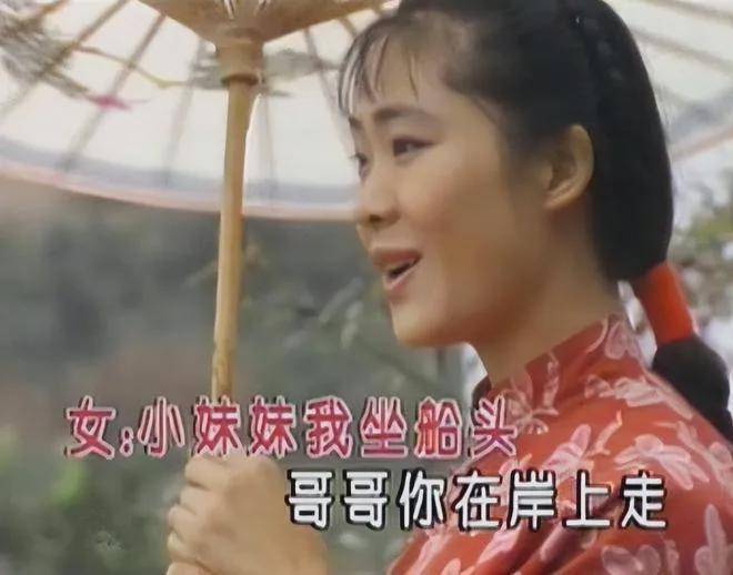 《纤夫的爱》主唱于文华:女儿三岁时丈夫出轨,再婚被宠成公主!