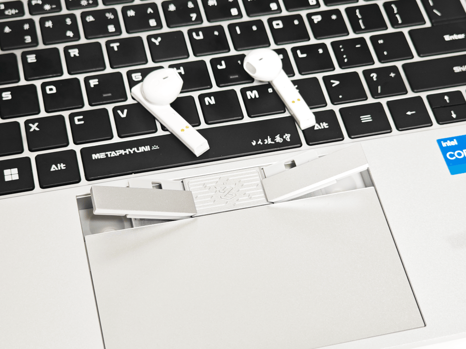 国潮高性能玄派侠氪笔记本 自带耳机玩出新花样，以旧换新补贴仅3199元！