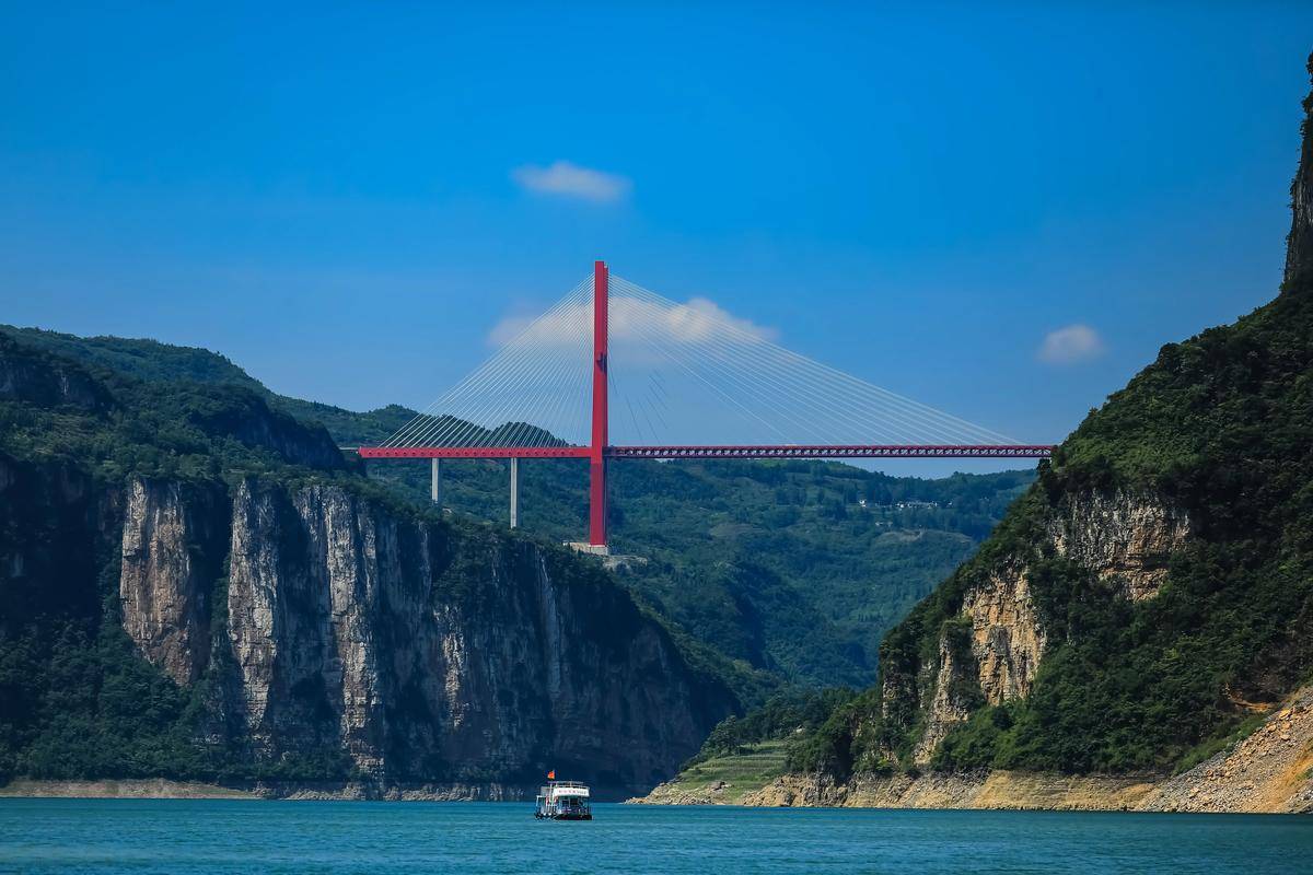 畢節旅遊攻略景點大全，畢節旅遊必去十大景點有哪些？看這裡！