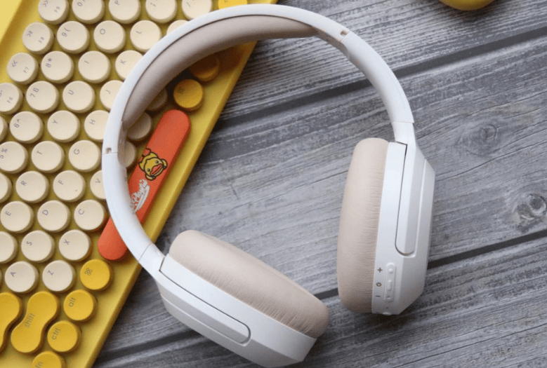 百元头戴式耳机都有哪些值得入手?四款爆款高性价比机型推荐