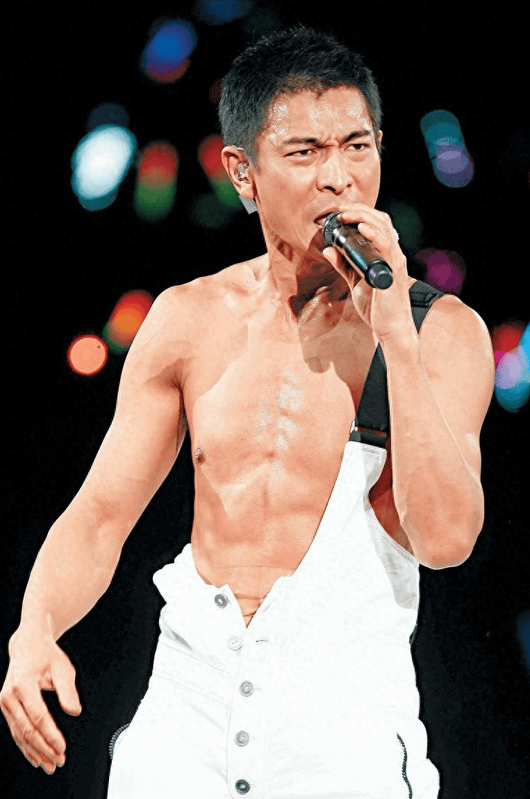 刘德华最夸张,张艺兴不敢认,古天乐藏得最深!