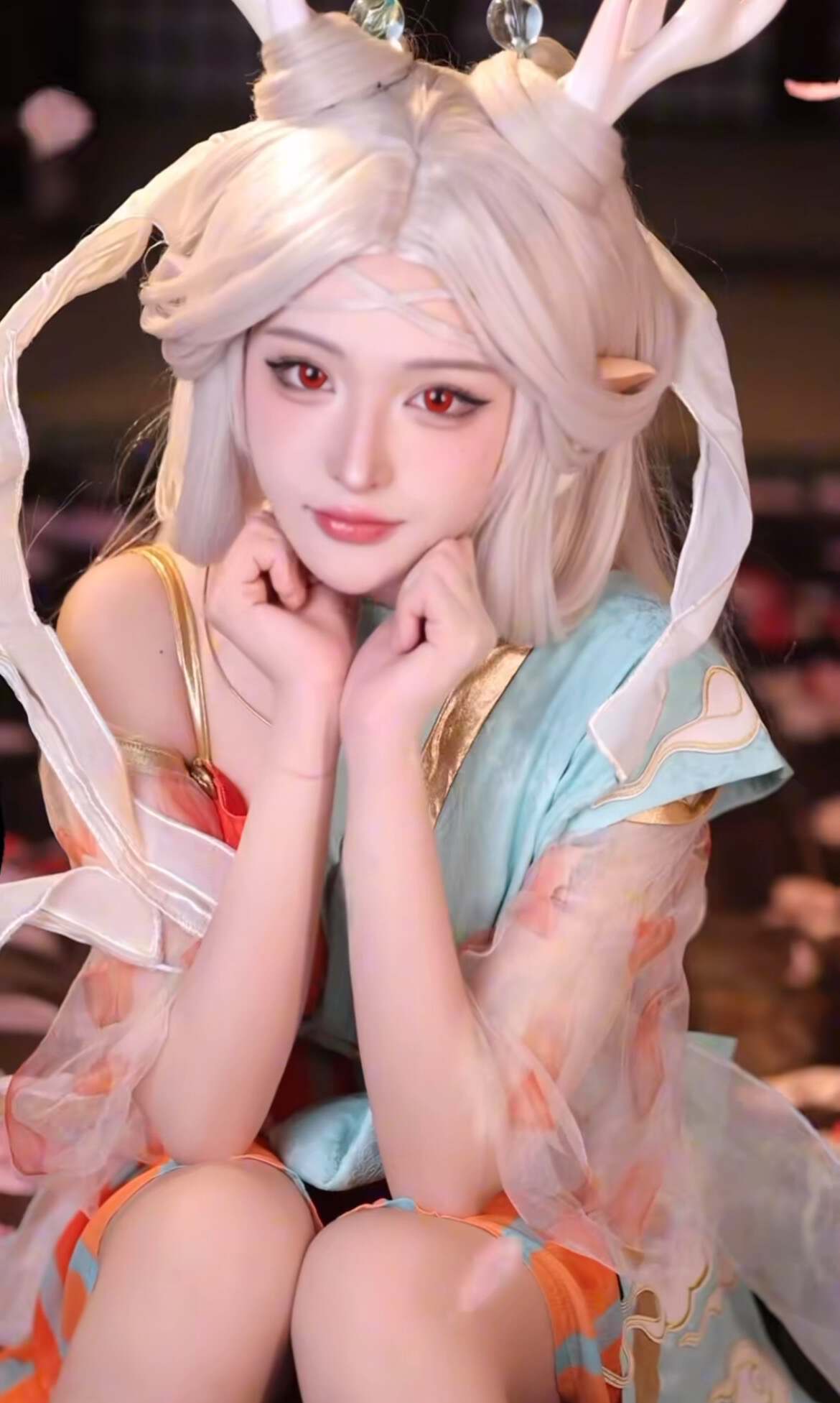 百万网红cos瑶妹遇见神鹿,造型还原度碾压baby,这个是真还原