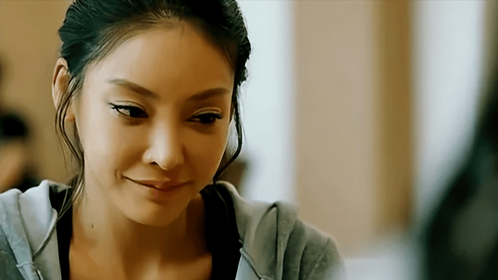 张紫妍:被迫陪睡31人近百次,遭道具虐待,29岁自杀留230页遗书