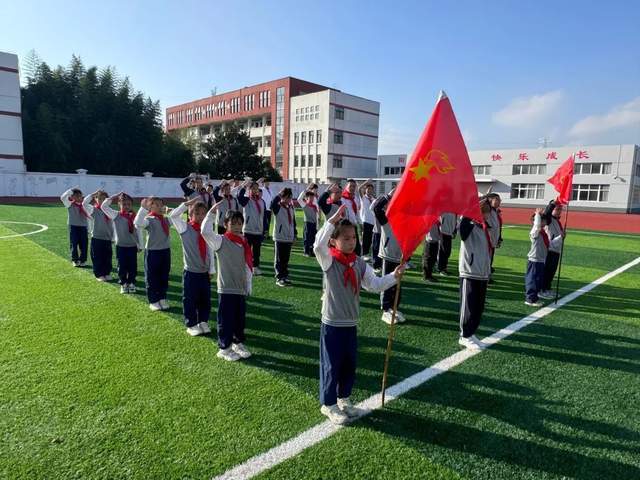 泰州市大冯中心小学图片