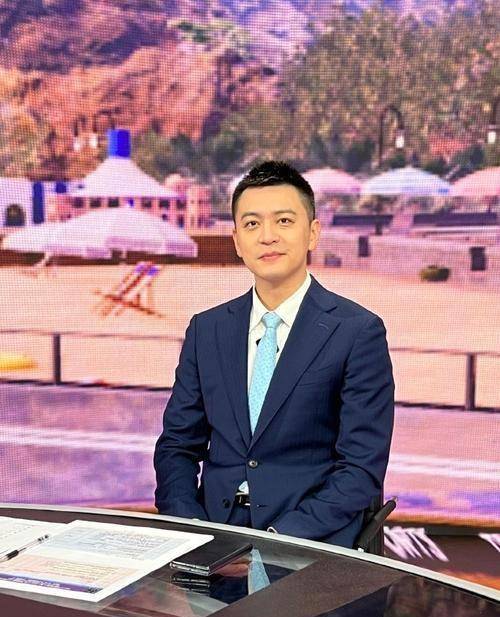 弗格狂铁,继伟末节三分球建功,天津队惜败后杨鸣盛赞张庆鹏