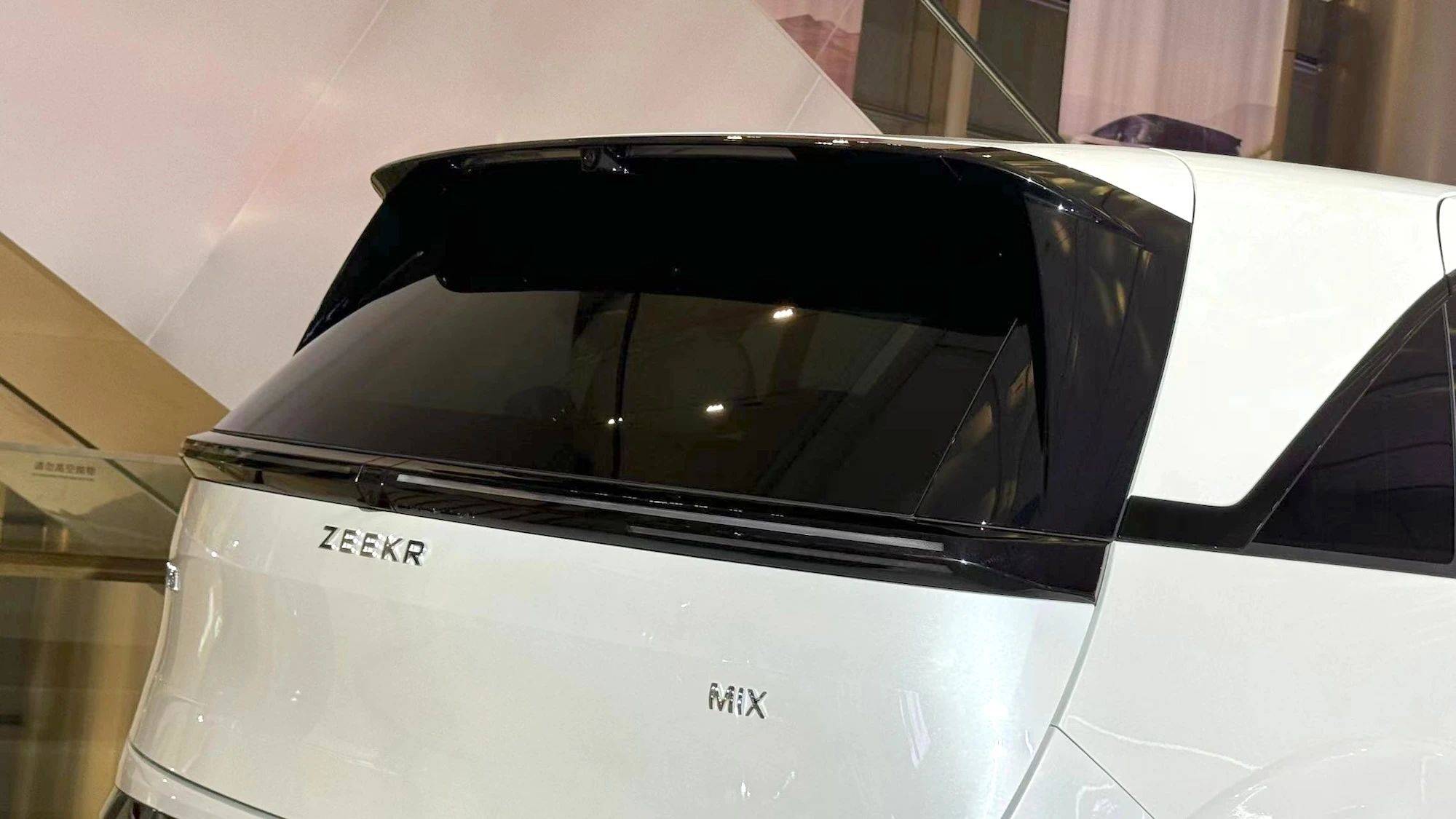 27.99万元起售,诸多创新设计,极氪MIX正式上市_搜狐汽车_搜狐网