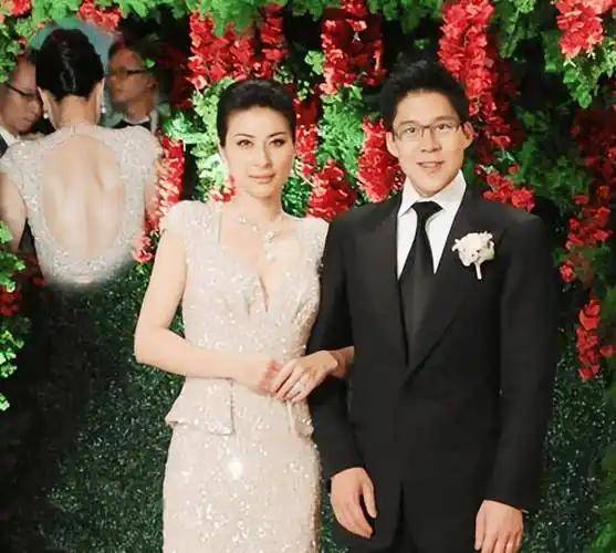 "跳水女神"吴敏霞:不嫁豪门嫁平民,张效诚娶她实属三生有幸