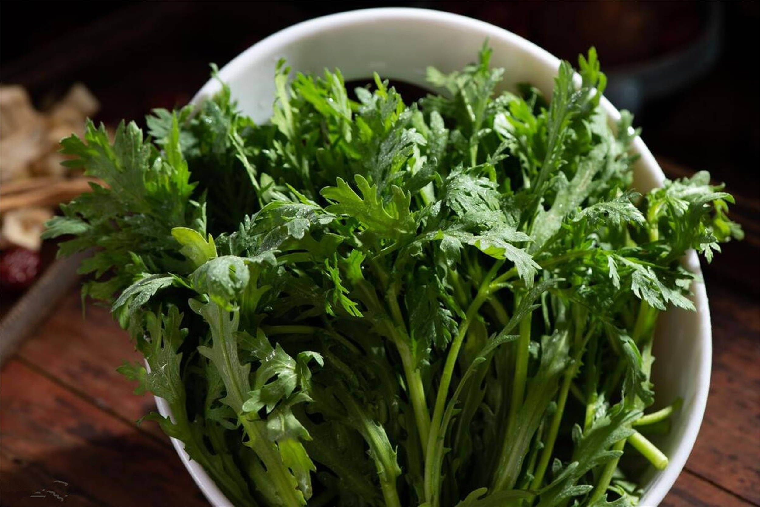 推荐食谱  蒸茼蒿 食材 茼蒿