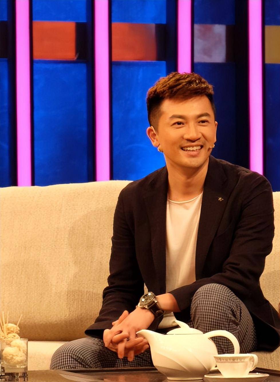 事实证明,51岁"不婚不育"的苏有朋,如今成为了人生赢家