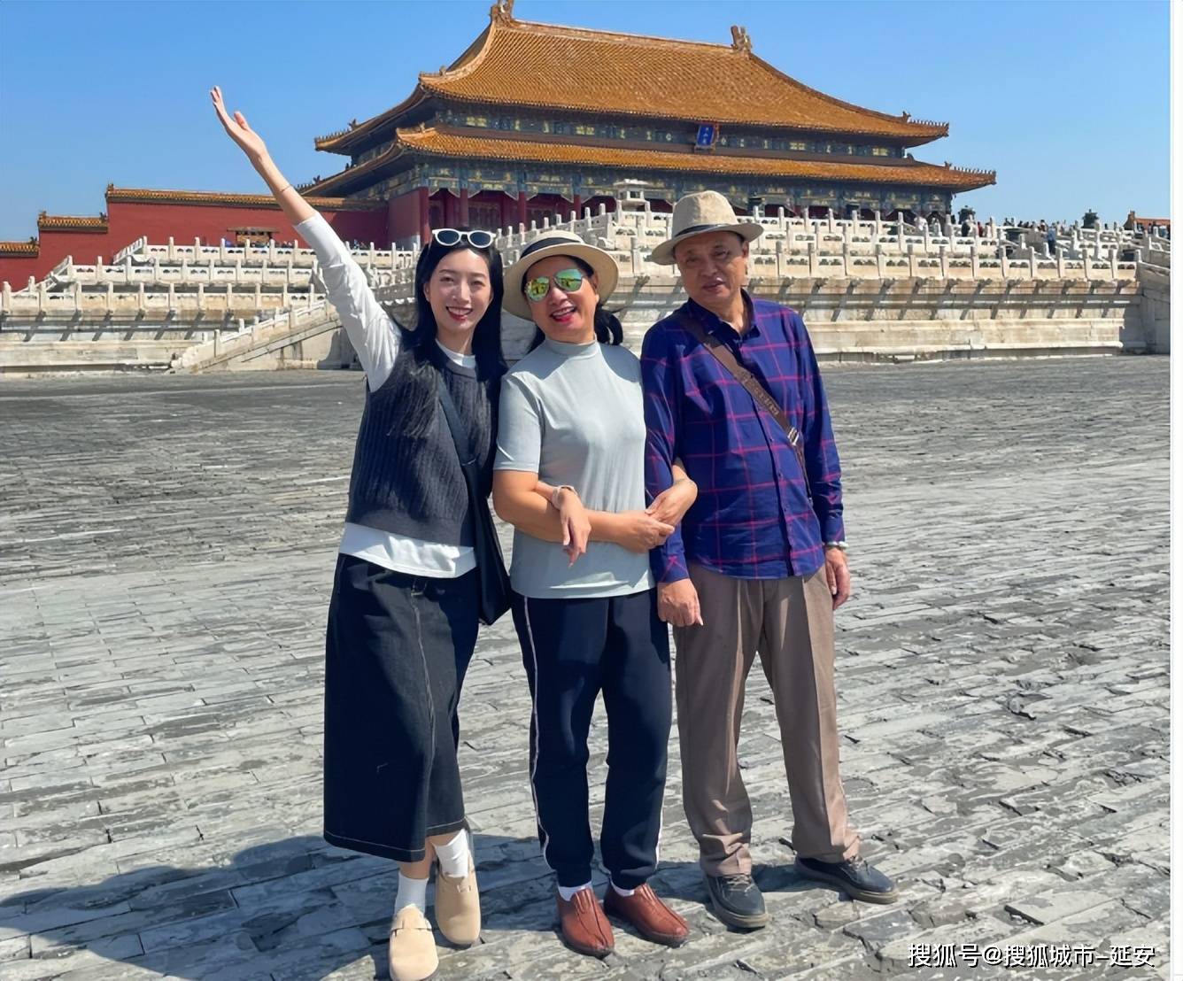 带父母去北京旅游不费脑攻略5日游，北京旅游团五天报价多少_导游_前往_行程