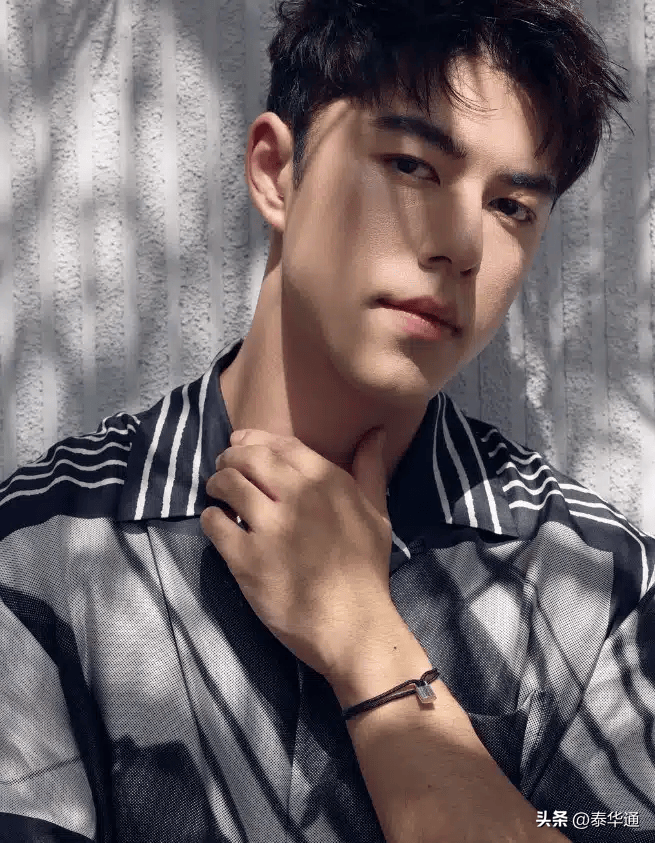 泰星小九称已完全走出失恋!明年将出新歌!