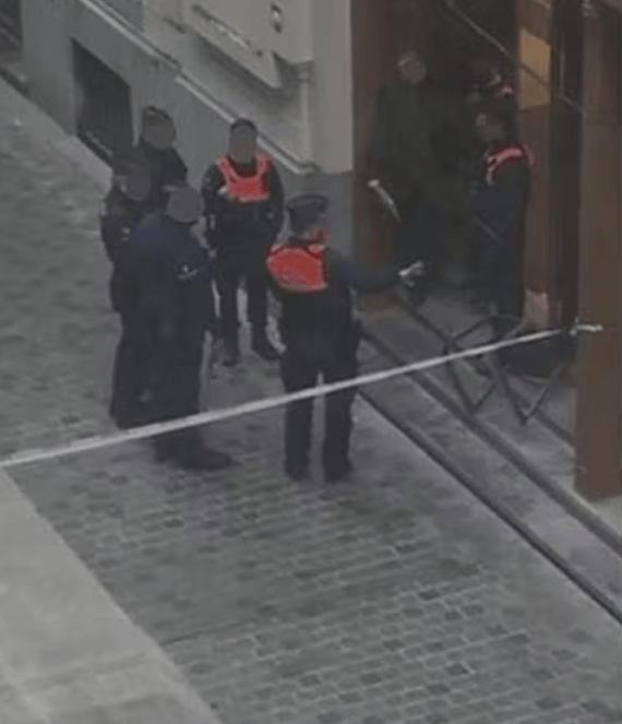 新加坡留学生在比利时被捅死!只因.