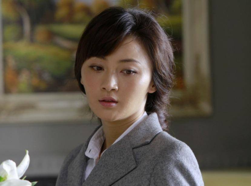 一手好牌打的稀烂!马伊琍抛弃文章后,最惨的却是远赴国外的姚笛