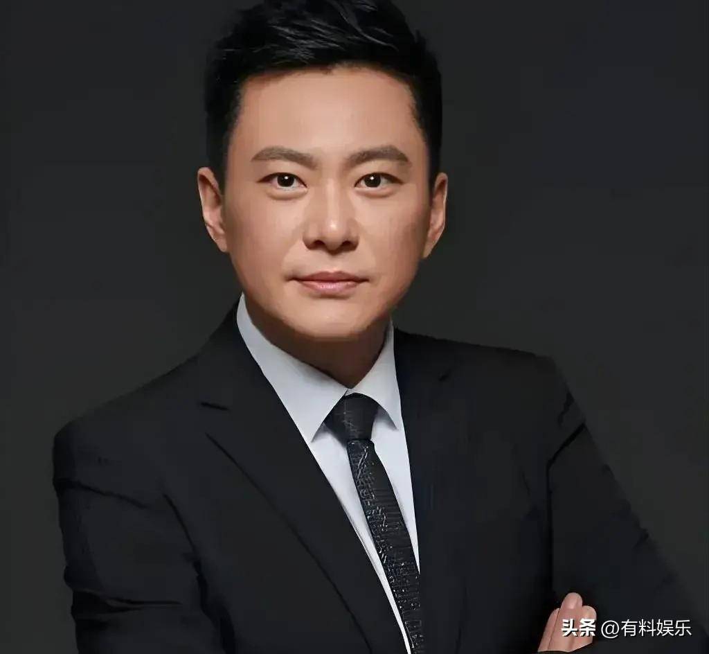 官宣喜讯!曹颖老公知名演员王斑已任国家大剧院党组成员、副院长_艺术_评价_低调
