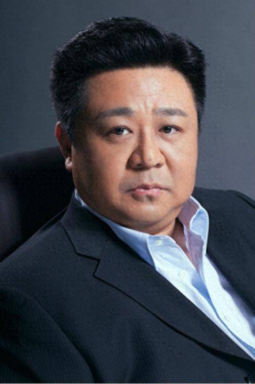 国家一级演员梁冠华,因太胖无戏可拍却被女神倒追,靠狄仁杰走红