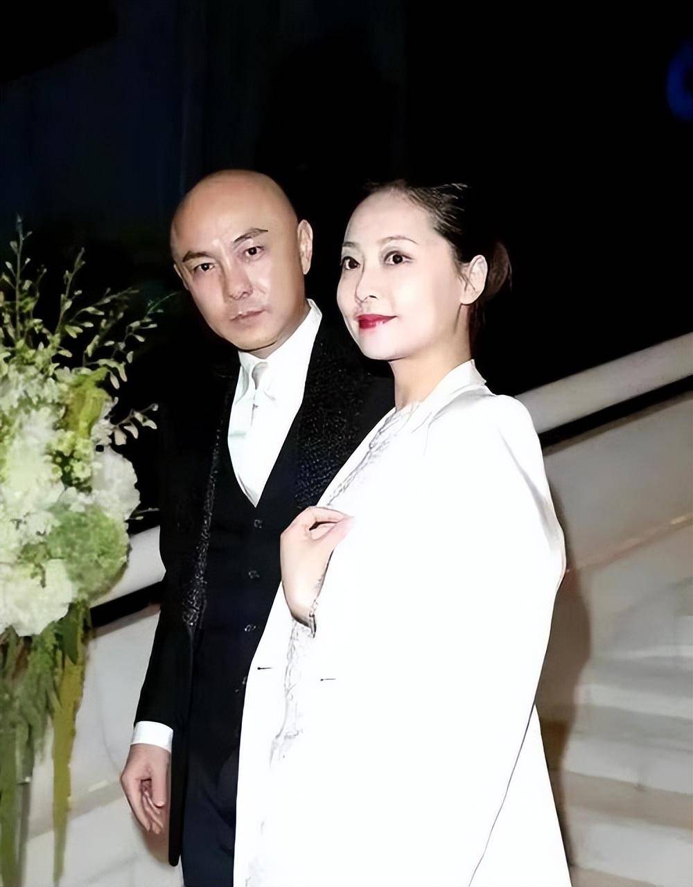 结三次婚,两度丧子,长期分居,59岁无儿无女,张卫健咋这么惨?