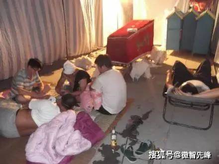 亲人去世后，为什么要守灵？守灵有什么讲究？现在知道还不晚！_逝者_古代_三炷香