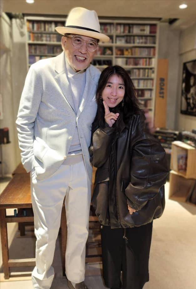 秦汉能够身体壮硕,继续自由自在的安享晚年,争取能多给大家带来新作品