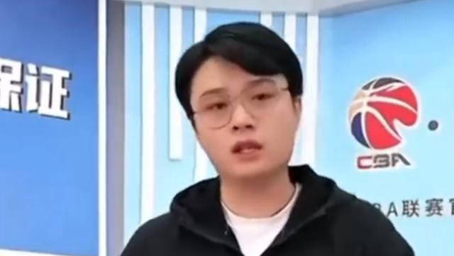 郭艾伦球衣因交易延迟供货，主播承诺未来大量到货
