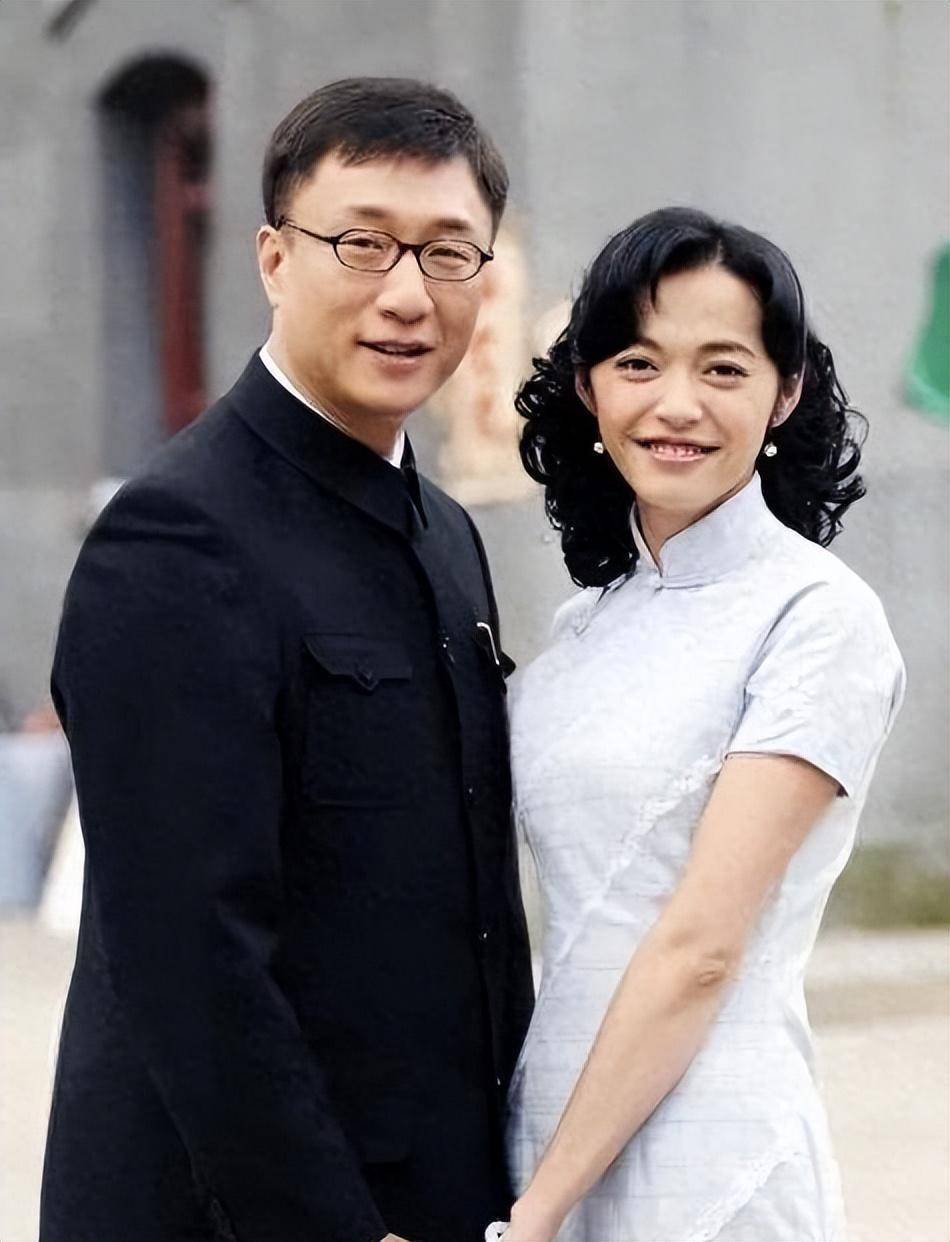 孙红雷:颜王魅力势不可挡:从巴黎邂逅到最终归宿