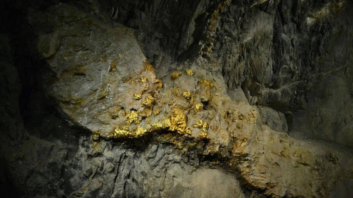 山东发现超大金矿,最大延伸2000多米,矿体厚度62米,可采30多年