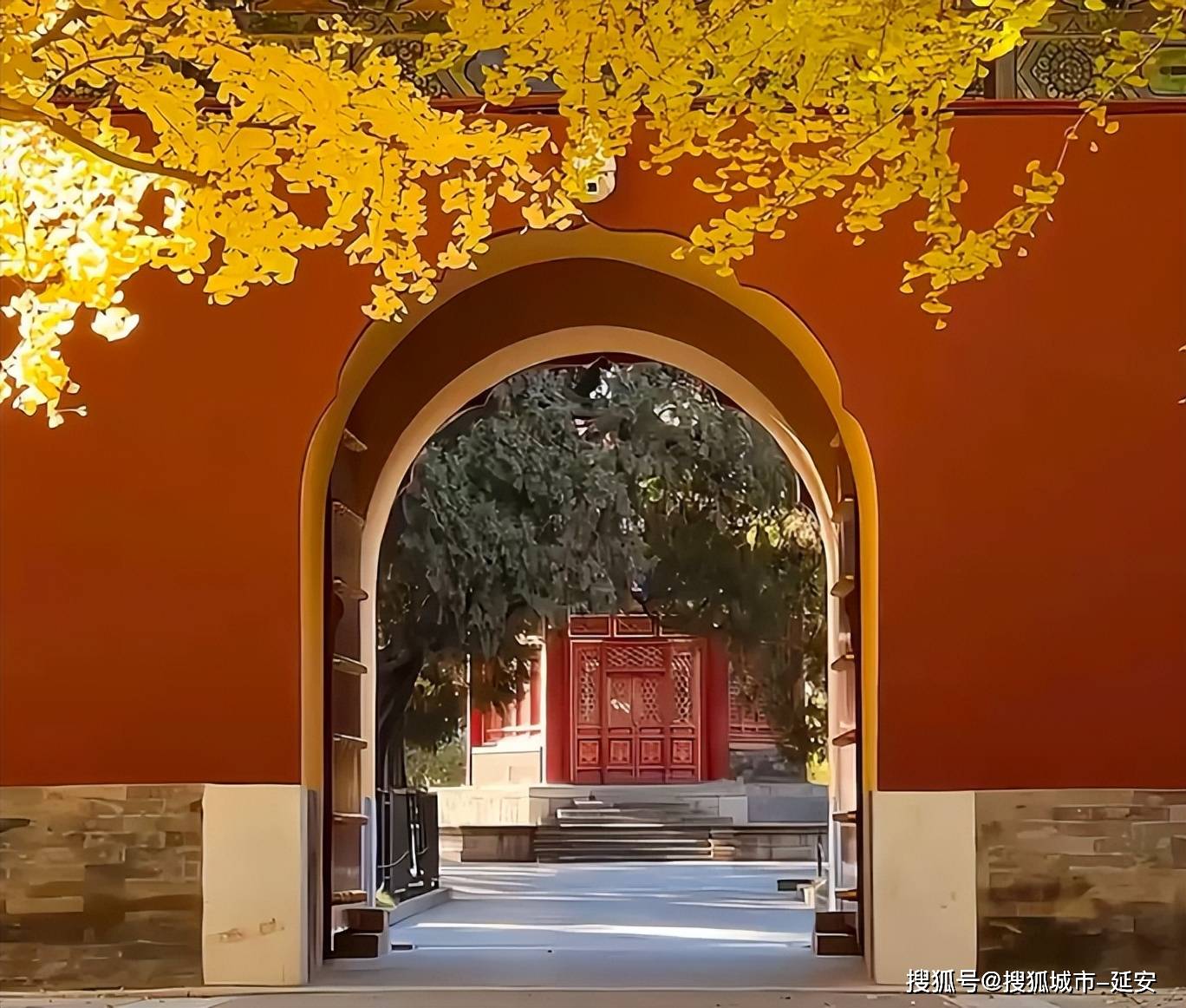 北京旅游五天四晚攻略,跟团五日游要多少预算?看完就知道!_Day_美食街_区域