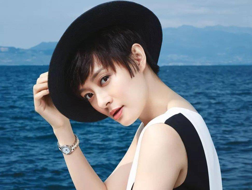 明哲保身,曝光率下降的孙俪,已经走上了另一条道路