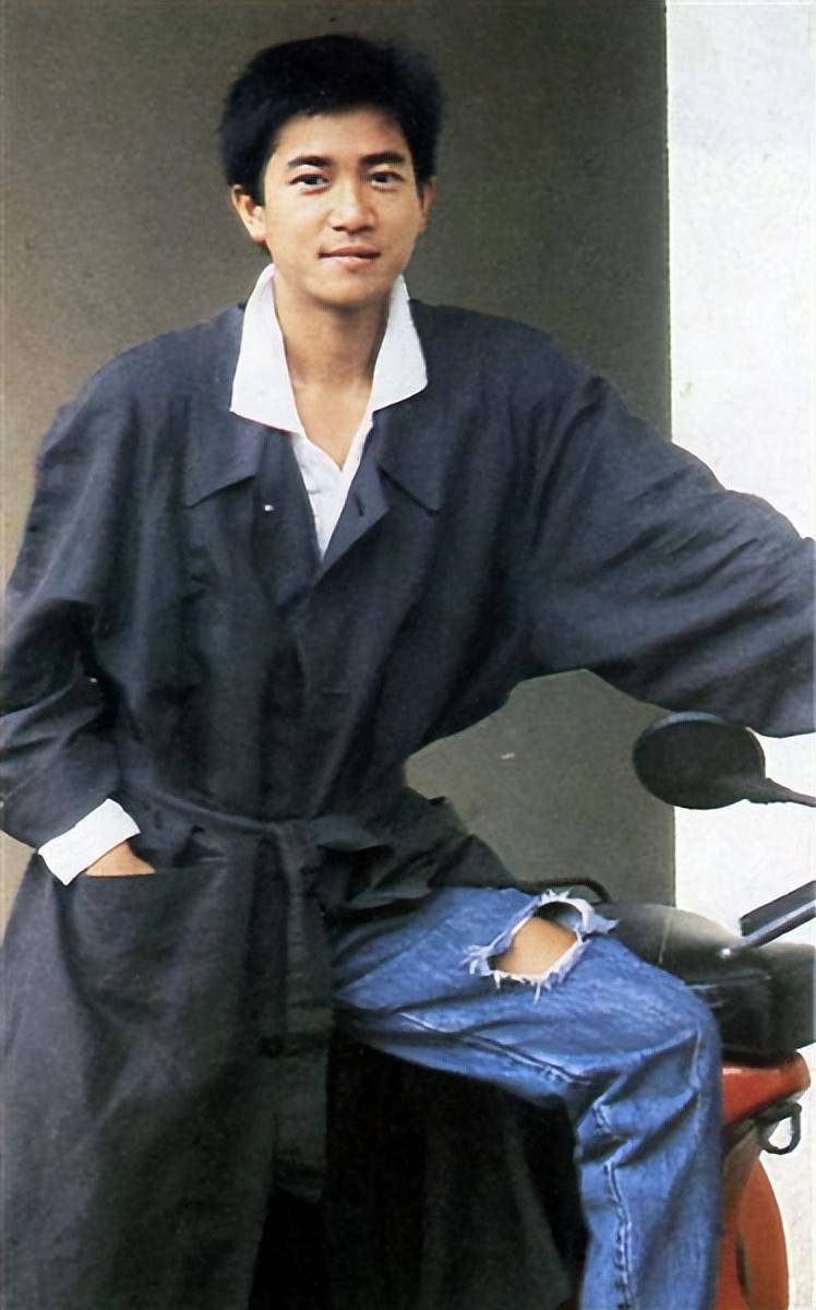 陈百强:短暂的一生感情之路绯闻不断,究竟谁才是他的爱?