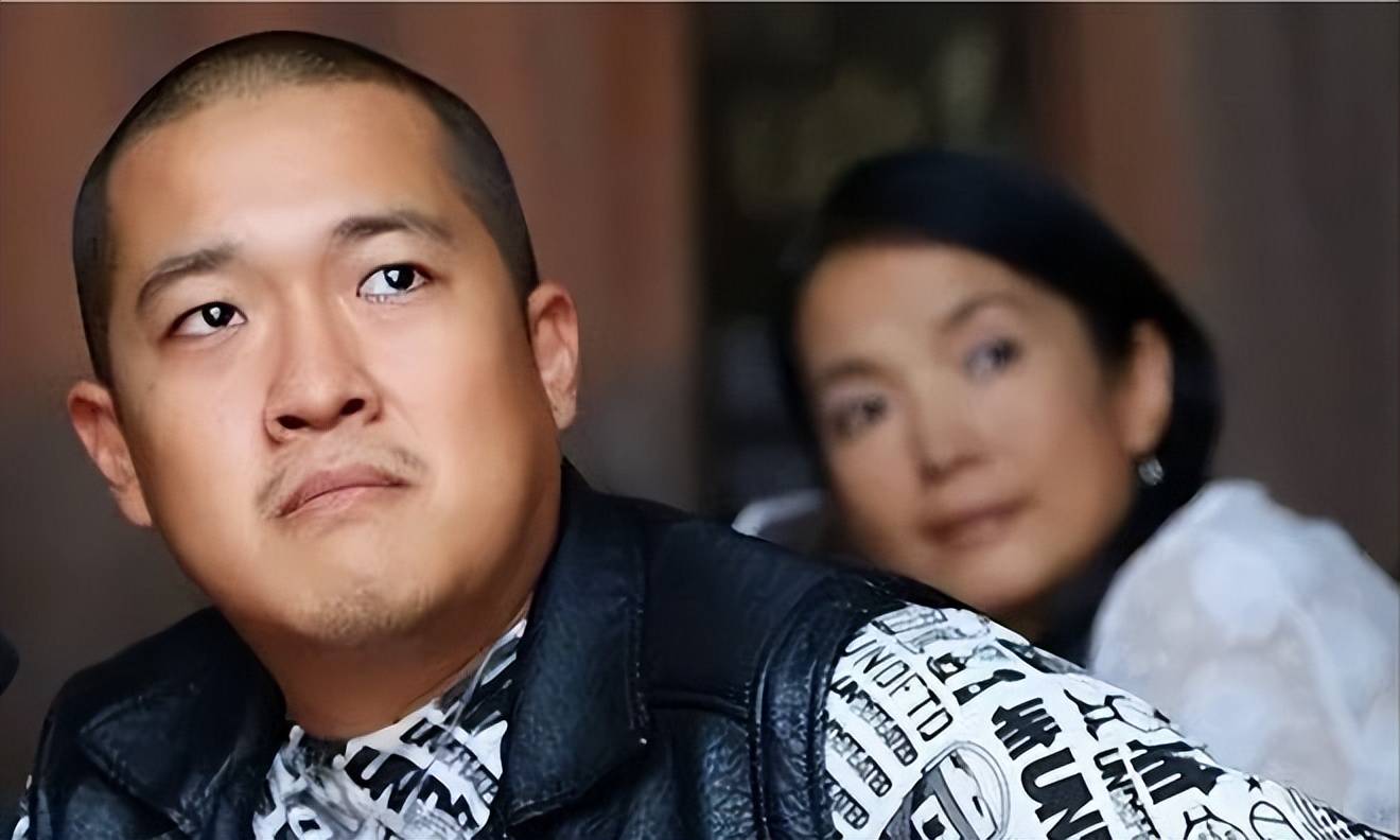 张博宇:张丰毅吕丽萍的亲儿子,今却走上父母老路,成为离婚人士_孙海英