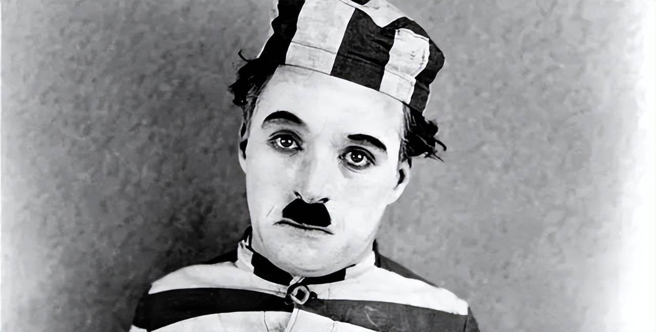 喜剧大师卓别林:情人无数,3段婚姻均失败,为何独宠乌娜一生?