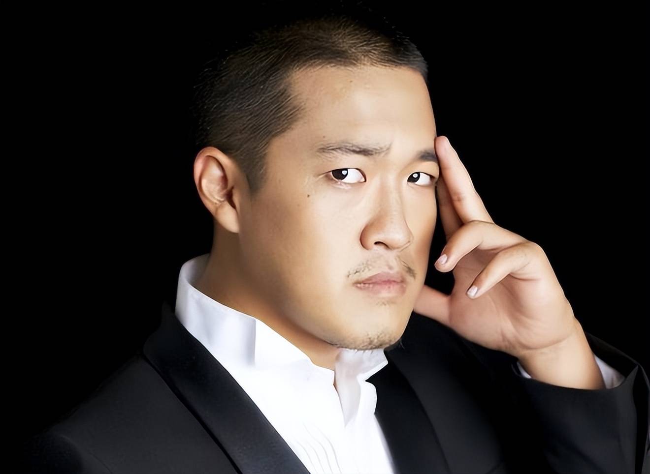 张博宇:张丰毅吕丽萍的亲儿子,今却走上父母老路,成为离婚人士_孙海英