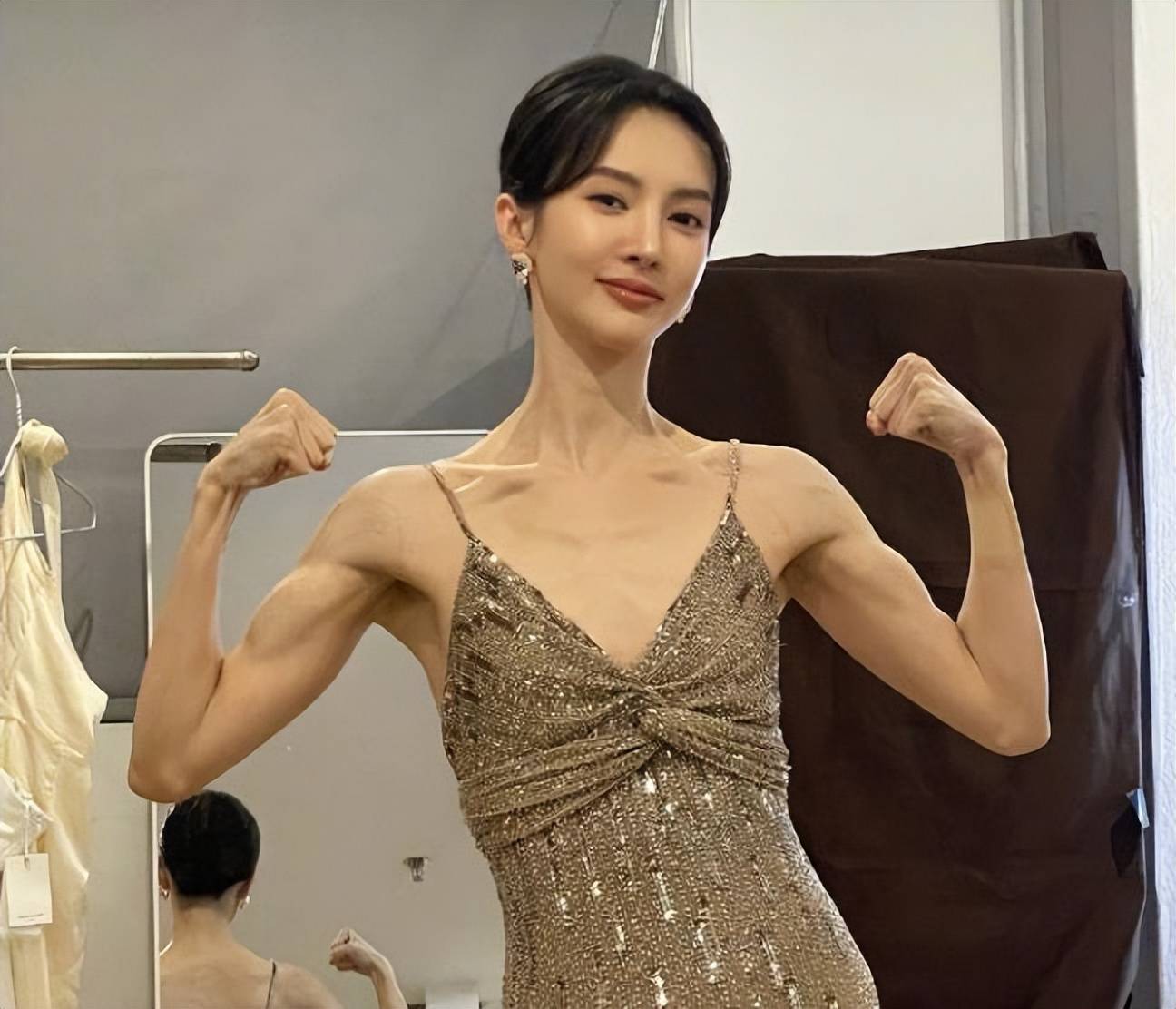 女明星可怕的瘦:有的人仅有66斤,有的人一餐只吃10粒米