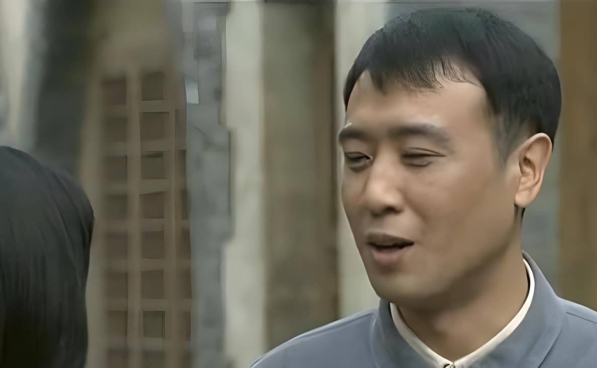 在2010年的电视剧《三国》中,于和伟扮演的刘备,给观众留下了非常深刻