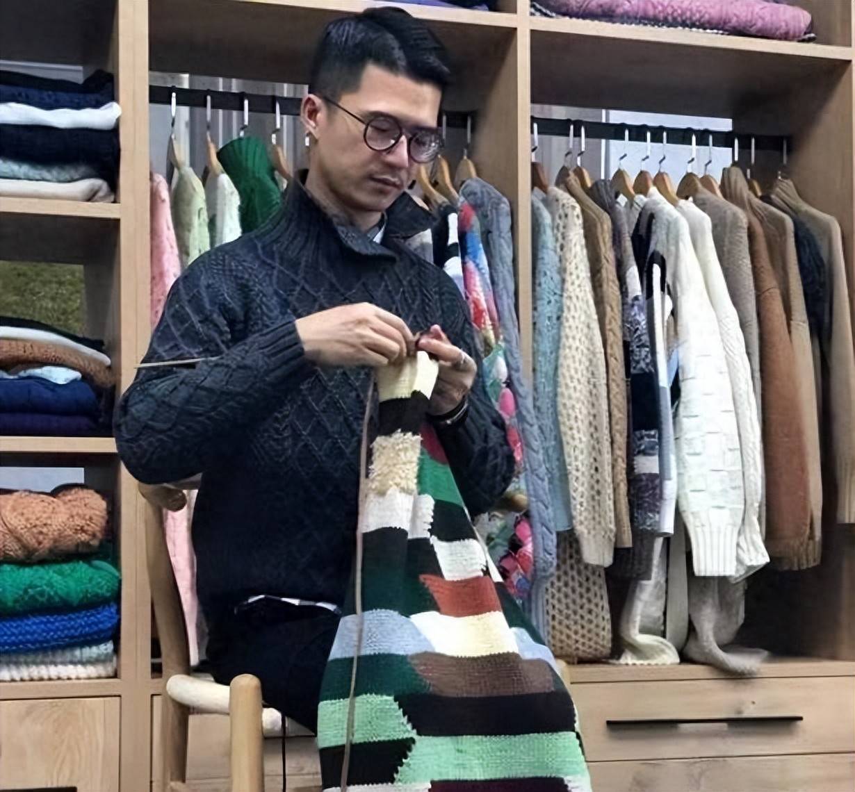 85后汕头织男:靠织毛衣两登央视,一件毛衣卖8990元,年入500万