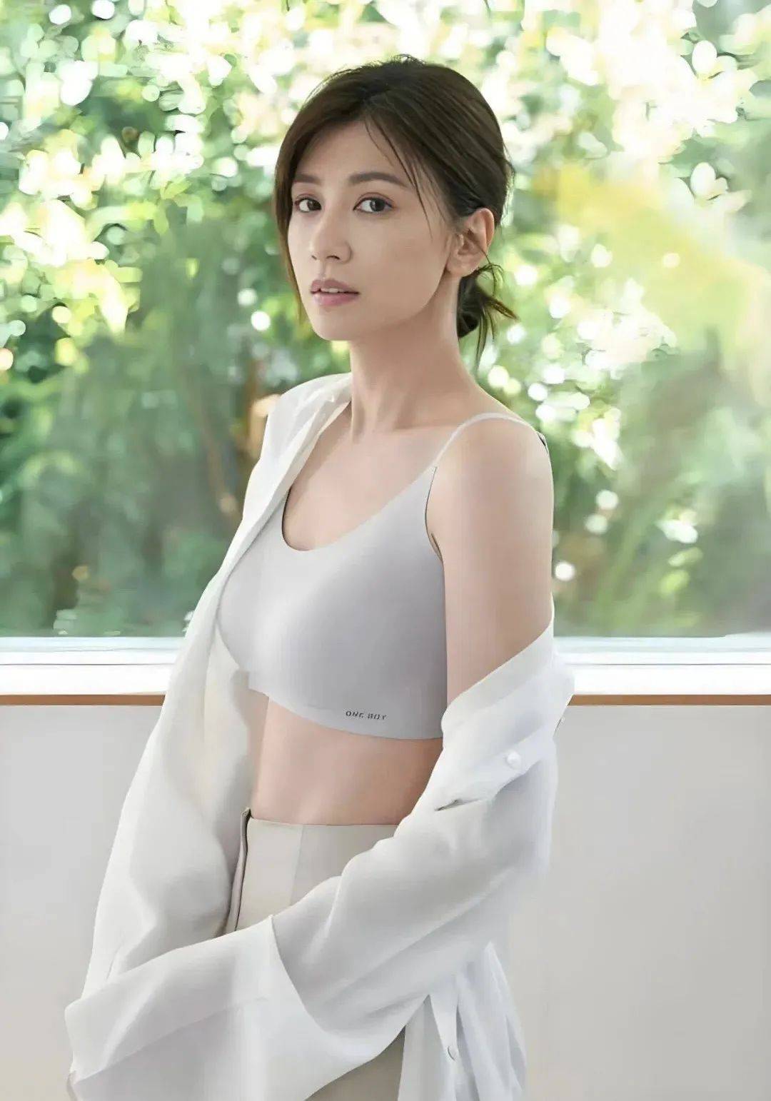 贾静雯,女神内衣写真