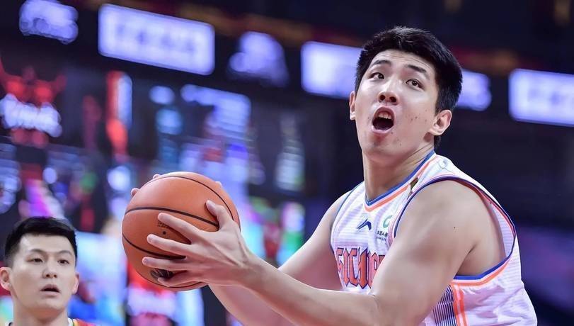 徐杰狂砍32分,吉伦沃特20+12,广东105