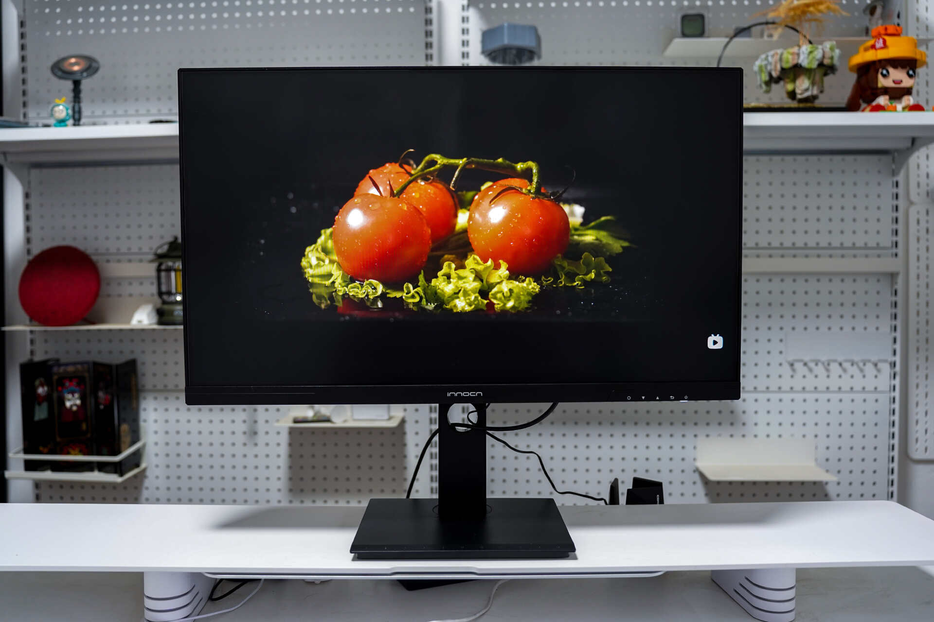 双屏新体验:联合创新显示器,让办公与娱乐更高效,更震撼!