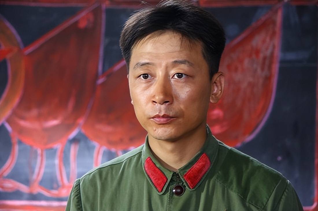 原来他们是夫妻!因戏生情相爱17年,演完《我是刑警》终于走红了