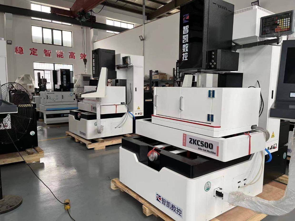 —1米超大型电火花线切割机床全新升级