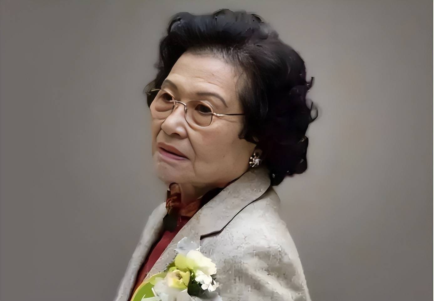 妻子奉献家族生意
