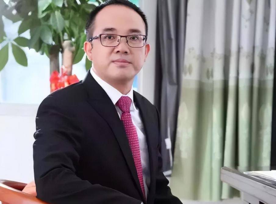 于是文开福决定回到家乡,到了江西省吉安市泰和县,在这里创立了合力泰