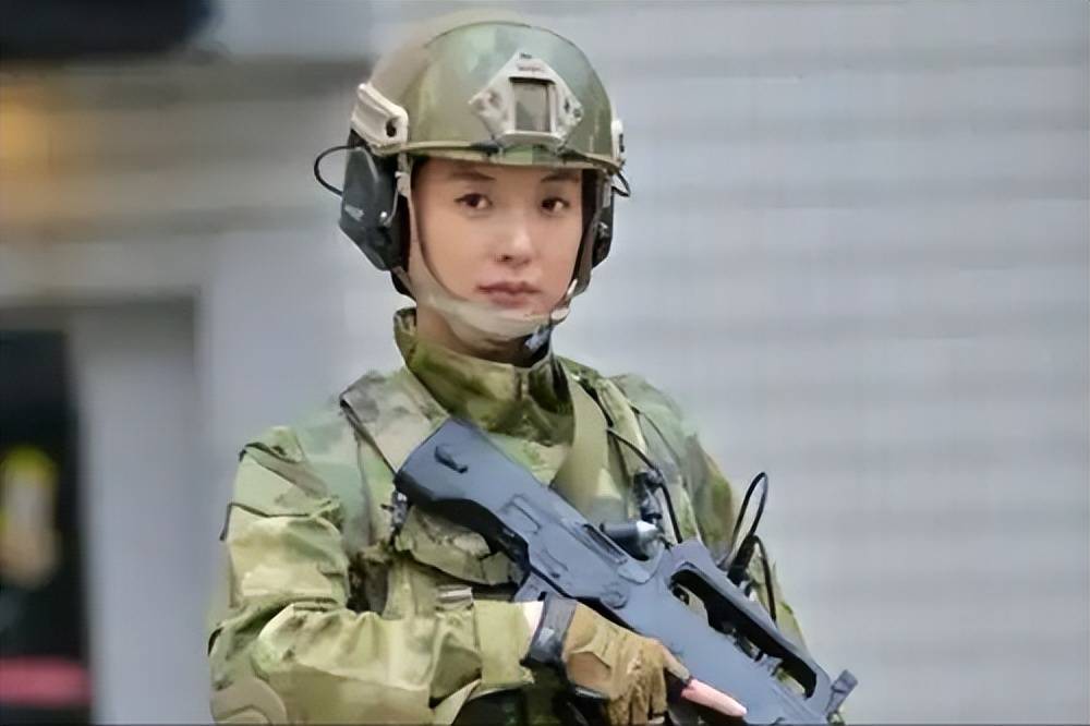 《特种兵之火凤凰》8位队员近况,欧阳倩成影后,谭晓琳离婚带娃