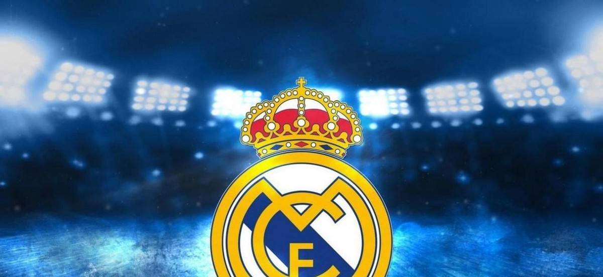 维尼修斯当选世界足球先生，加纳乔斩获普斯卡什奖！