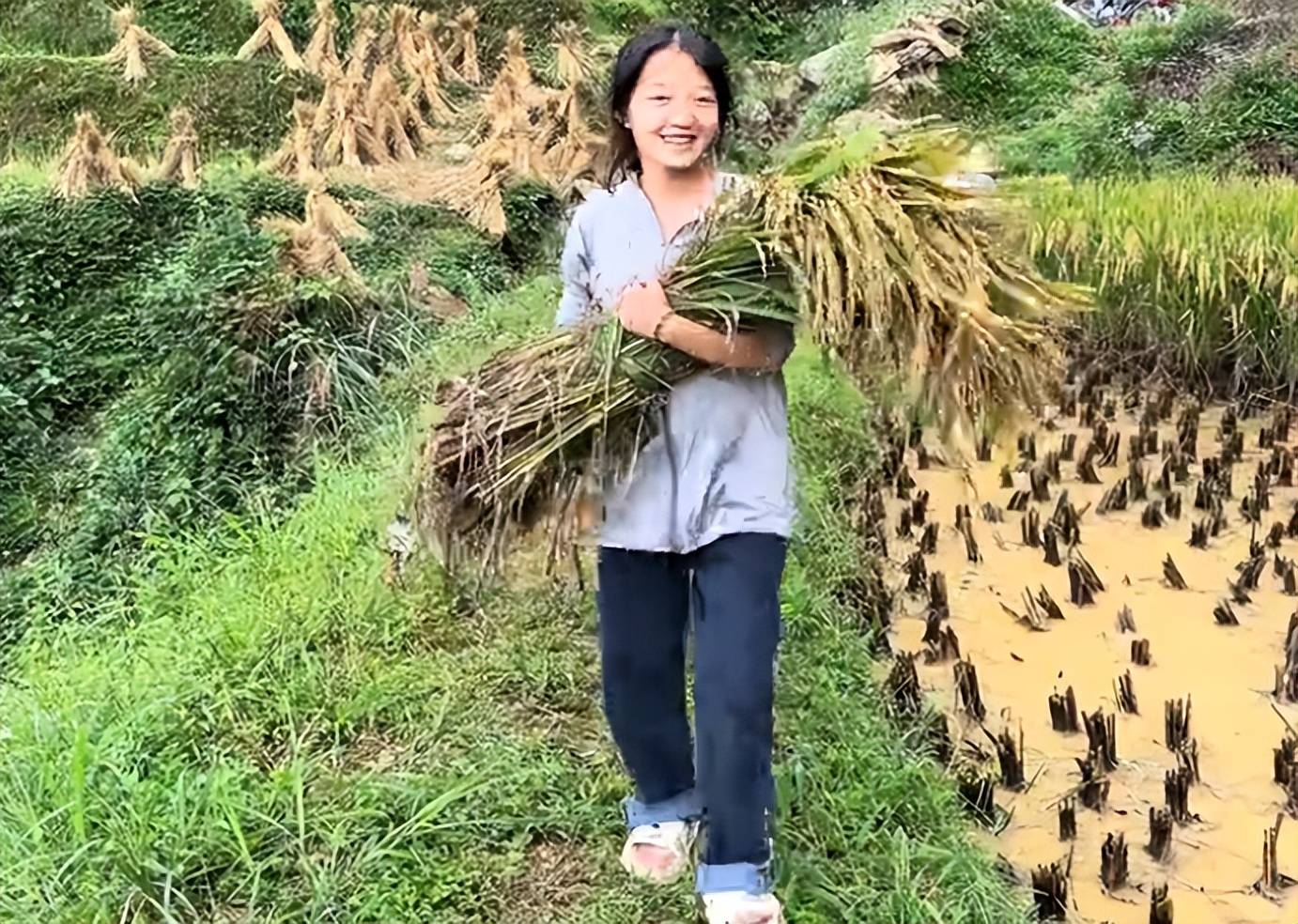 梁小友多大图片