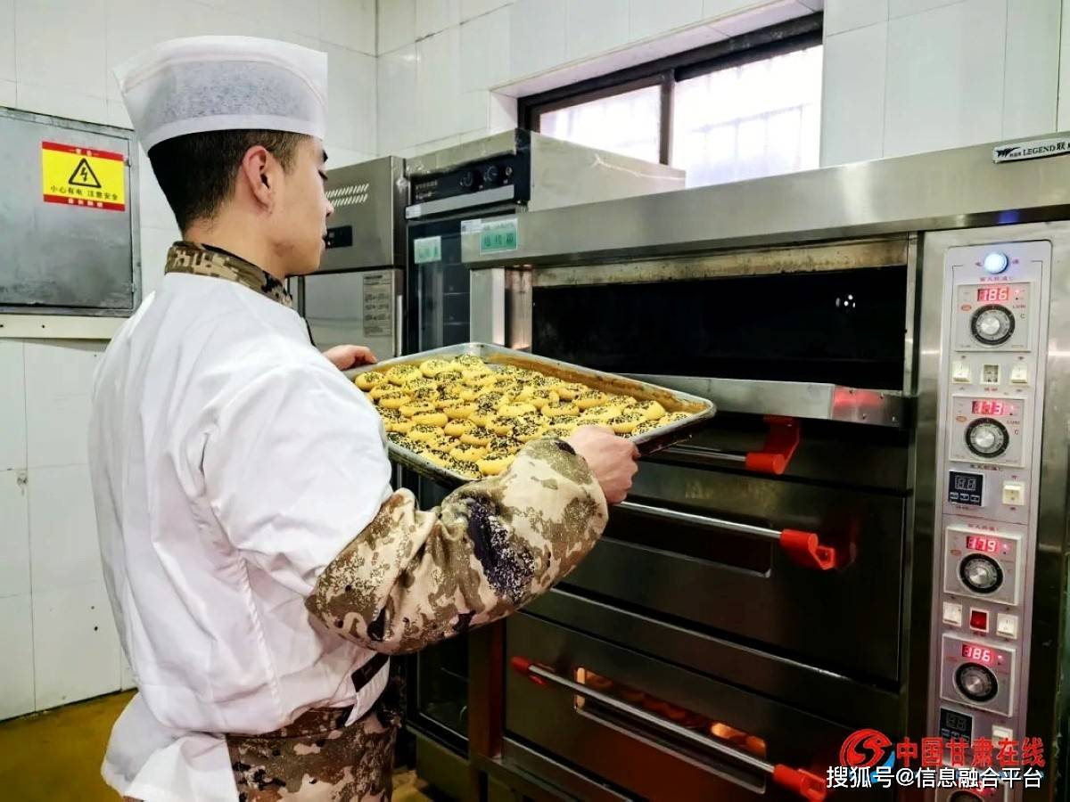 武警甘肃总队天水支队:三尺灶台有作为 这场炊事员培训很到"胃"